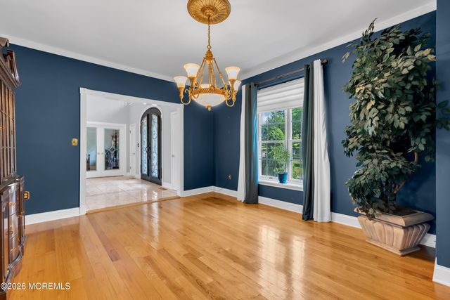 3 Chestnut Hill Drive, Manalapan, NJ 07726