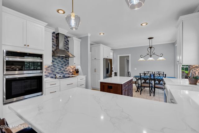 3 Chestnut Hill Drive, Manalapan, NJ 07726