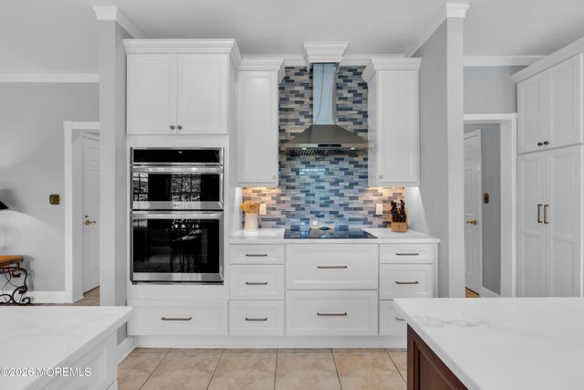 3 Chestnut Hill Drive, Manalapan, NJ 07726