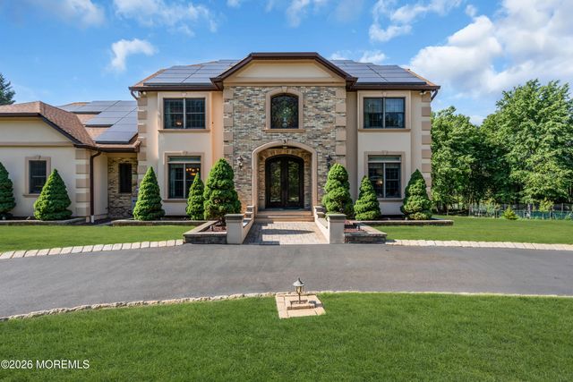 3 Chestnut Hill Drive, Manalapan, NJ 07726