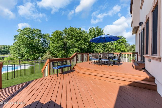 3 Chestnut Hill Drive, Manalapan, NJ 07726