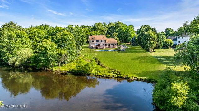 3 Chestnut Hill Drive, Manalapan, NJ 07726