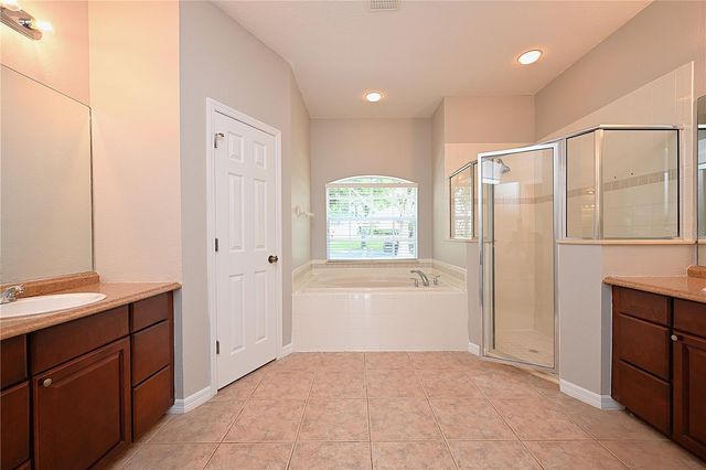 125 COSTA LOOP, Auburndale, FL 33823