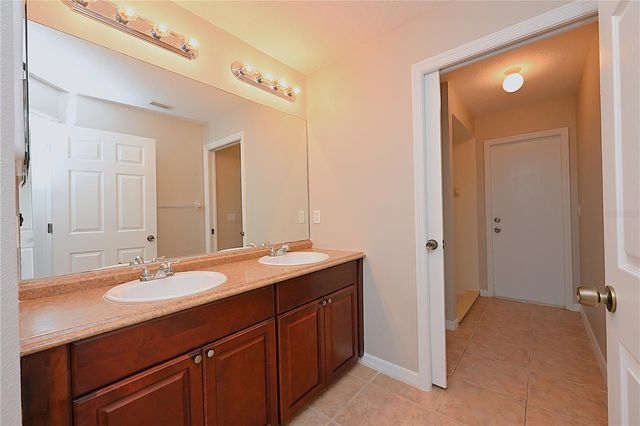 125 COSTA LOOP, Auburndale, FL 33823
