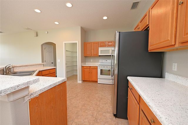 125 COSTA LOOP, Auburndale, FL 33823