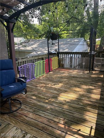 1717 Stirling Road, Madison, OH 44057