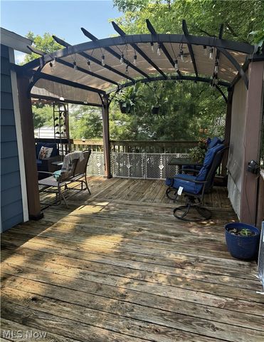 1717 Stirling Road, Madison, OH 44057