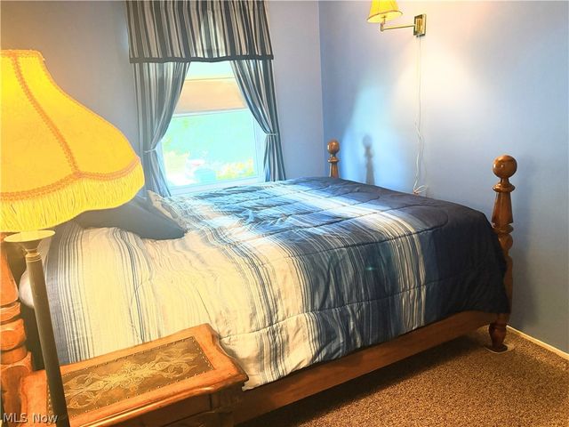 1717 Stirling Road, Madison, OH 44057