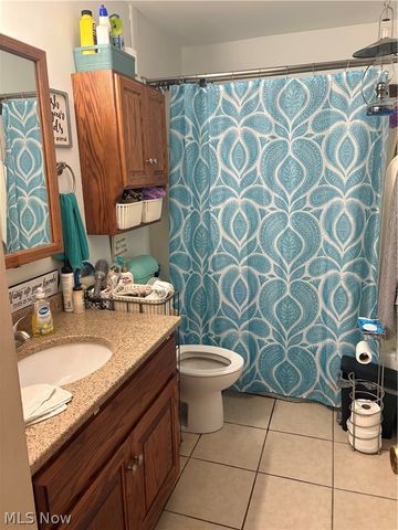 1717 Stirling Road, Madison, OH 44057