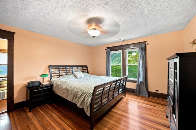 90 Bonneville Ave, Chicopee, MA 01013