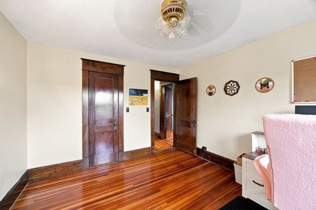 90 Bonneville Ave, Chicopee, MA 01013