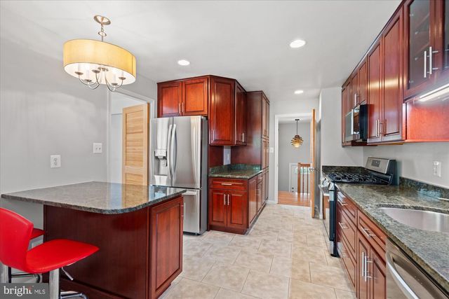 9805 RALEIGH TAVERN CT, Bethesda, MD 20814
