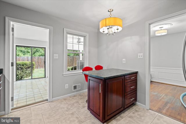 9805 RALEIGH TAVERN CT, Bethesda, MD 20814