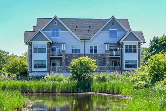 14900 W Wilbur DRIVE #1206, New Berlin, WI 53151