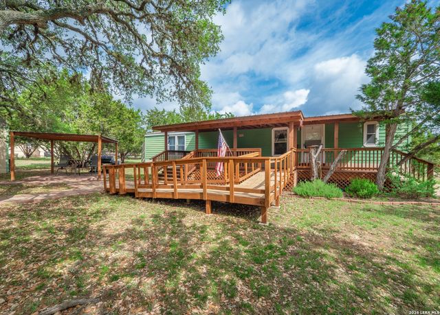 528 Private Rd 1516, Bandera, TX 78003