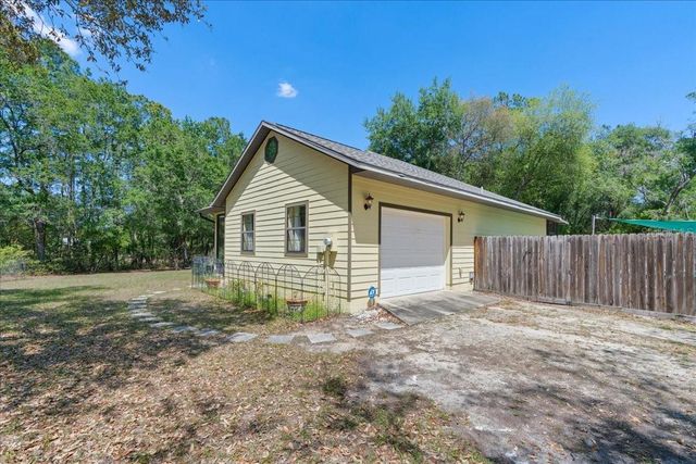 124 MANDARIN LAKE ROAD, Melrose, FL 32666