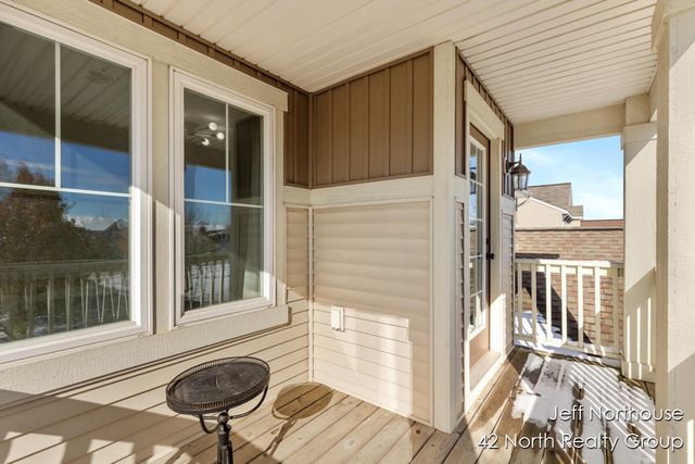 1001 Cobblestone Way Drive SE, Byron Center, MI 49315