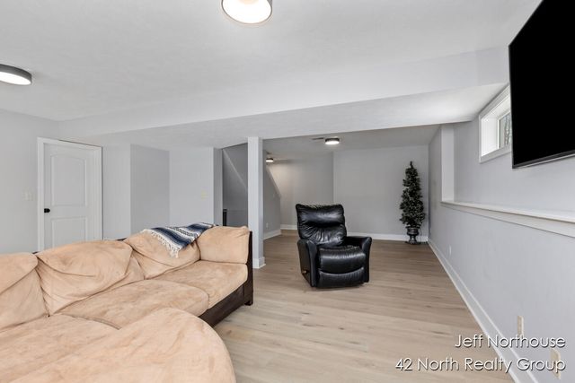 1001 Cobblestone Way Drive SE, Byron Center, MI 49315