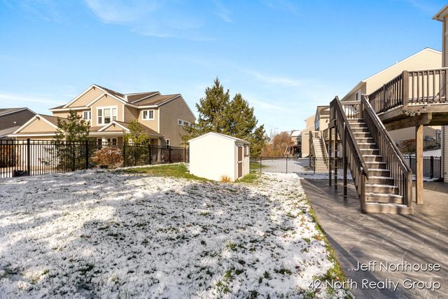 1001 Cobblestone Way Drive SE, Byron Center, MI 49315