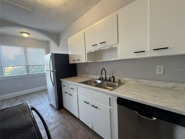 730 W CENTRAL AVENUE 7, Winter Haven, FL 33880