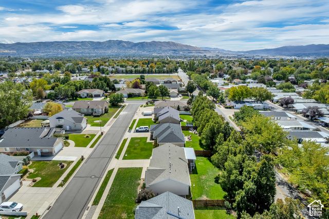 11250 S CRESCENT VISTA LN, Sandy, UT 84070