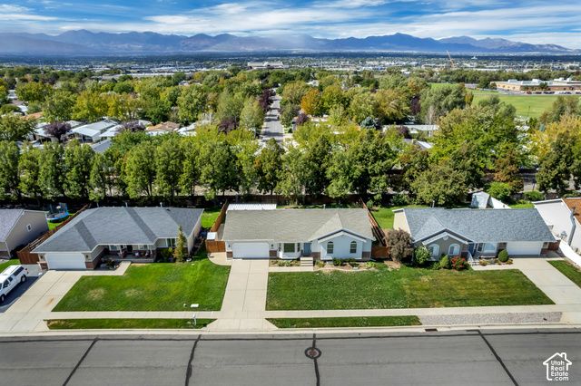 11250 S CRESCENT VISTA LN, Sandy, UT 84070