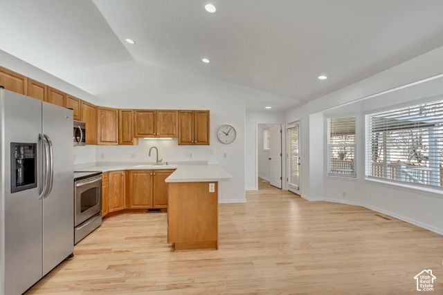 11250 S CRESCENT VISTA LN, Sandy, UT 84070