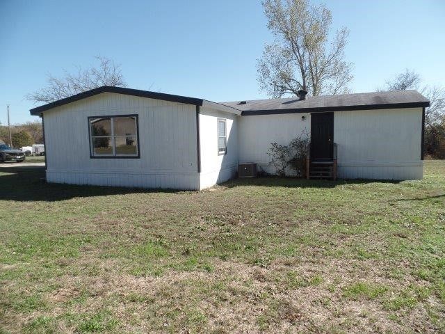 125 Oak Drive, Springtown, TX 76082