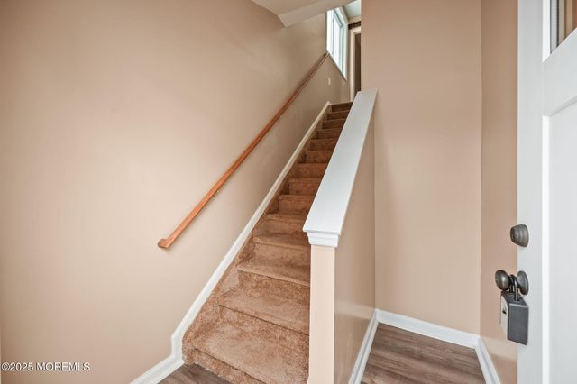 143 Center Avenue 2, Keansburg, NJ 07734