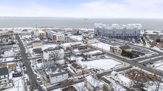 143 Center Avenue 2, Keansburg, NJ 07734