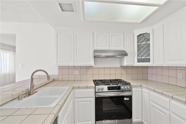 2113 W 180th, Torrance, CA 90504