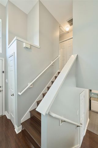 39 N Walden Elms Circle, The Woodlands, TX 77382