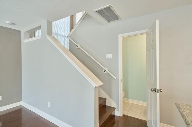 39 N Walden Elms Circle, The Woodlands, TX 77382