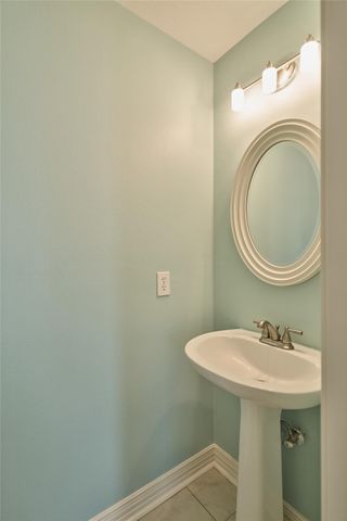 39 N Walden Elms Circle, The Woodlands, TX 77382