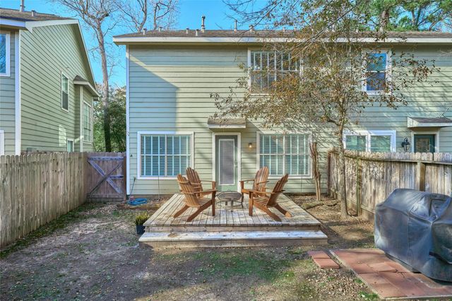 39 N Walden Elms Circle, The Woodlands, TX 77382