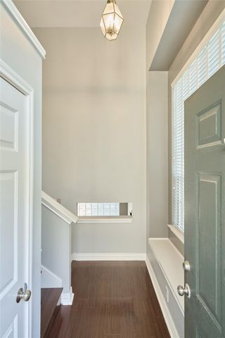 39 N Walden Elms Circle, The Woodlands, TX 77382