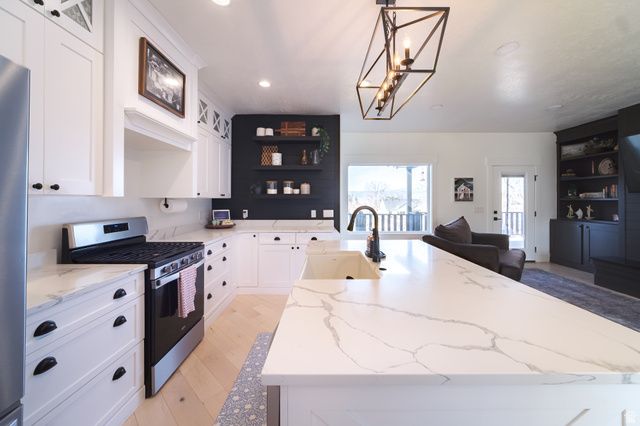 368 S 300 E, Mt Pleasant, UT 84647