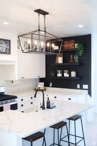 368 S 300 E, Mt Pleasant, UT 84647