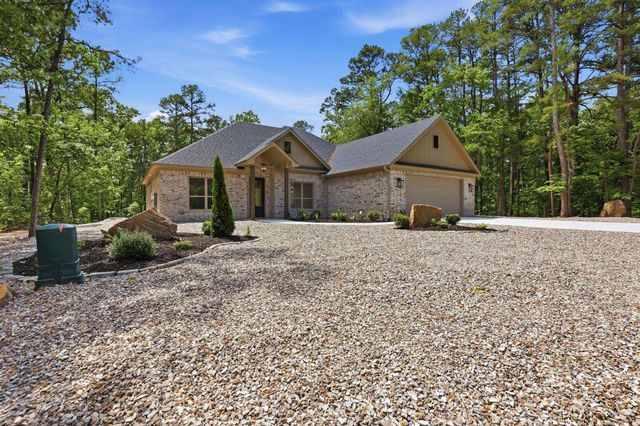 18 Tolosa Way, Hot Springs Village, AR 71909