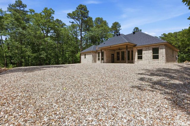18 Tolosa Way, Hot Springs Village, AR 71909