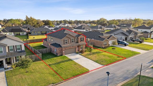 415 Green Meadows Drive, West Columbia, TX 77486
