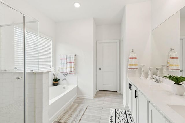 415 Green Meadows Drive, West Columbia, TX 77486