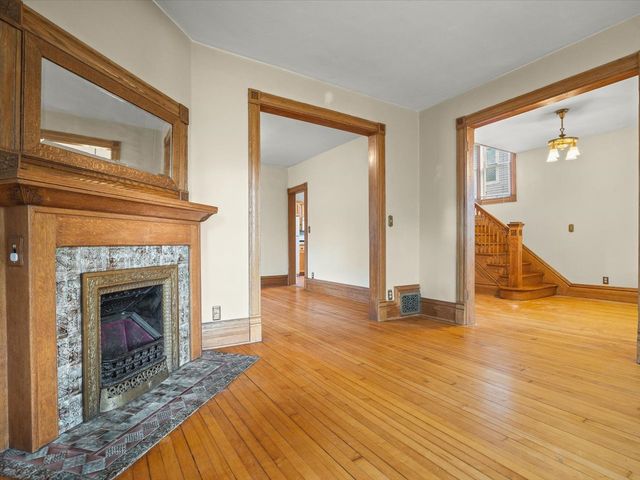 1810 Oxford Street, Rockford, IL 61103