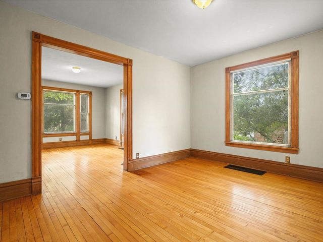 1810 Oxford Street, Rockford, IL 61103