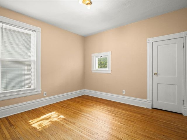 1810 Oxford Street, Rockford, IL 61103