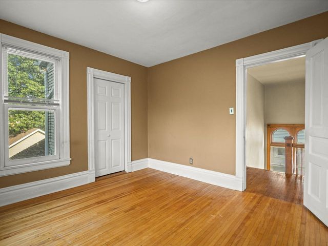 1810 Oxford Street, Rockford, IL 61103