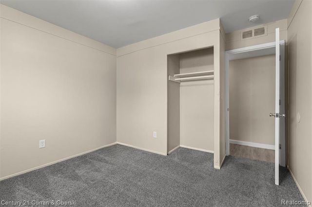 6516 Oak Street, Taylor, MI 48180