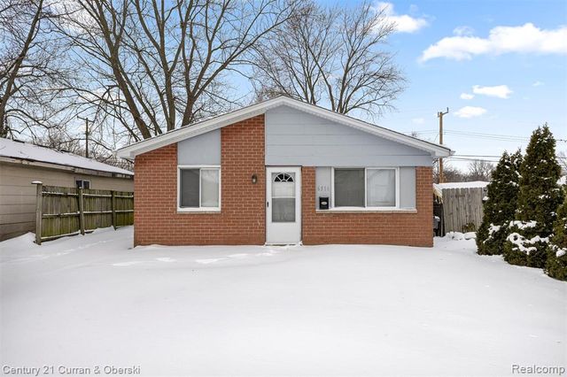 6516 Oak Street, Taylor, MI 48180