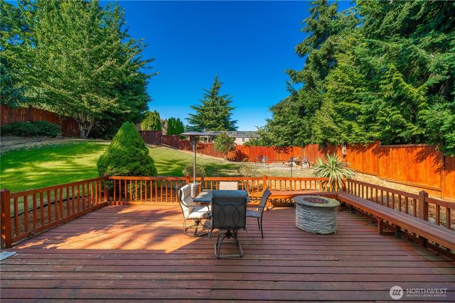 3531 Inverness Drive NE, Tacoma, WA 98422