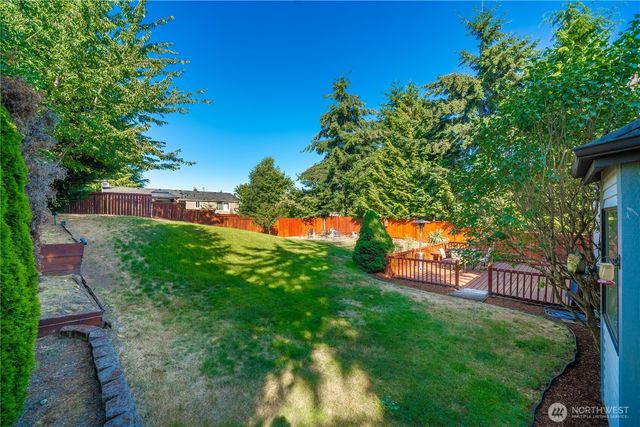 3531 Inverness Drive NE, Tacoma, WA 98422